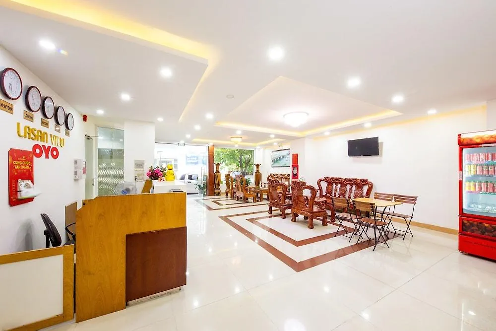 Lasanview Hotel 芽庄 3*,